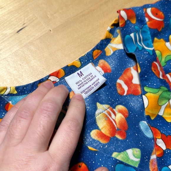 S.C.R.U.B.S. Clown Fish Patterned Scrub Top - Picture 5 of 6